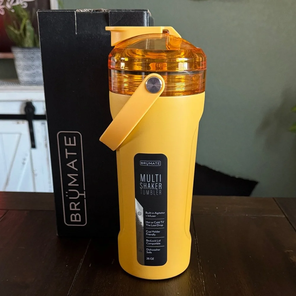 BruMate MultiShaker in Tumeric 26oz. Limited Edition! New!